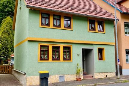 Haus Ruhla - 5 Zimmer, 130 m&sup2;, 884&euro; | Angebot:24833137