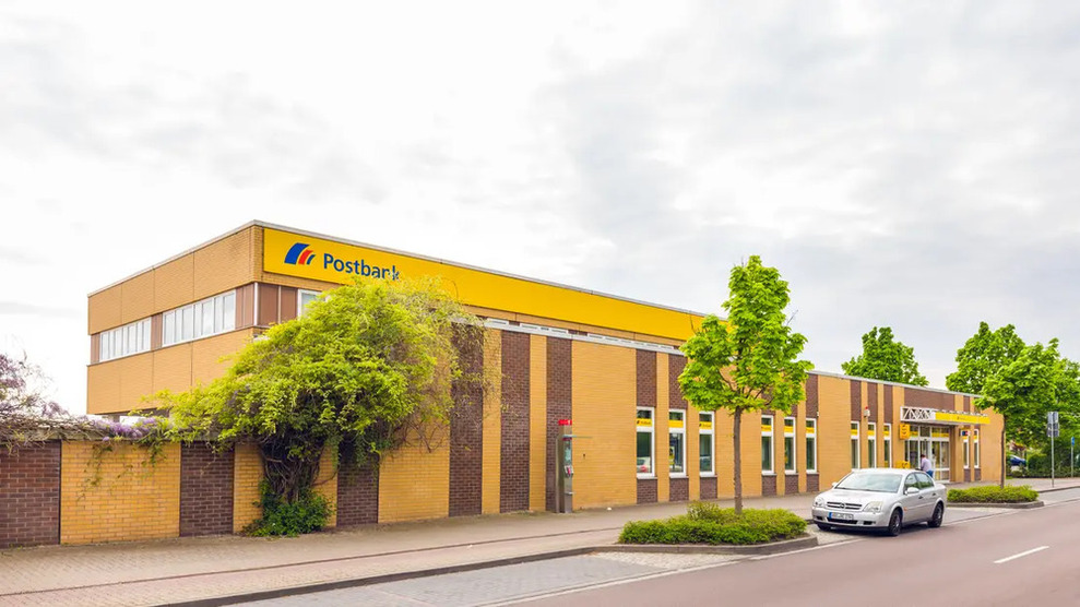 Halle in Bitterfeld- Wolfen 499.000 € 1070 m²