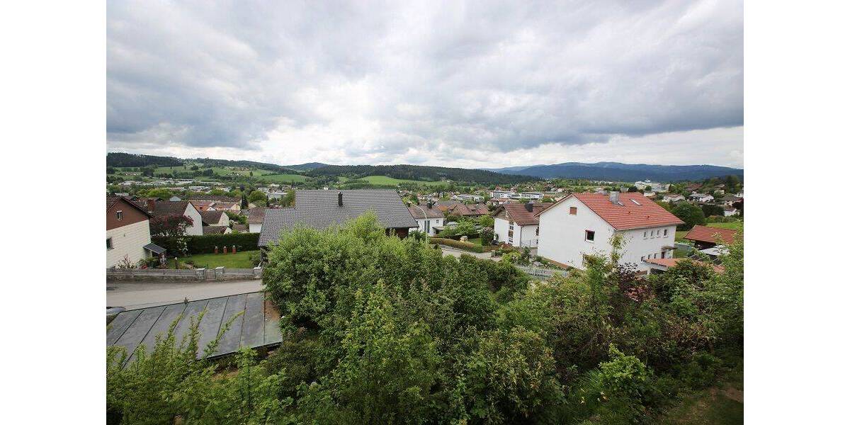 Einfamilienhaus Regen - 8 Zimmer, 157 m&sup2;, 239.000&euro; | Angebot:26674917
