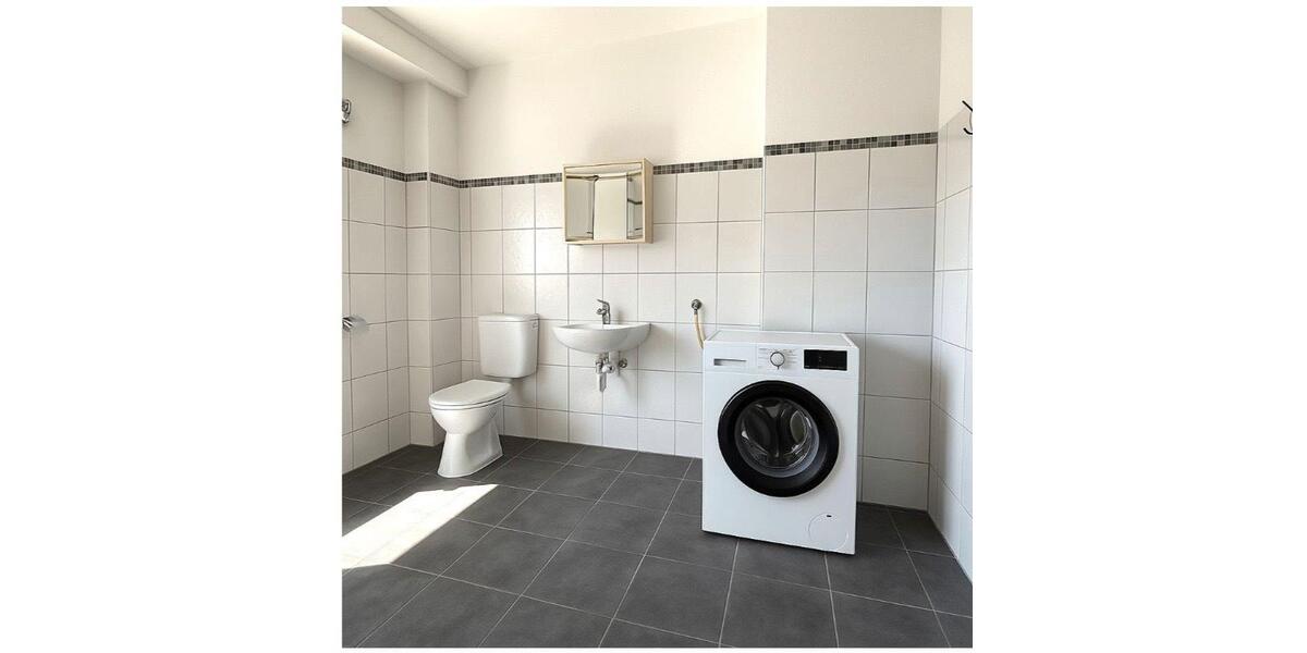Etagenwohnung Augsburg Hochzoll - 2 Zimmer, 77 m&sup2;, 1.080&euro; | Angebot:26662919