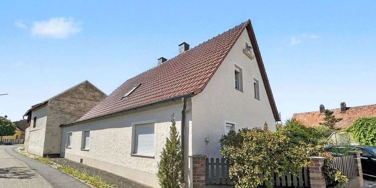 Einfamilienhaus Freihung - 7 Zimmer, 120 m&sup2;, 199.000&euro; | Angebot:27341000
