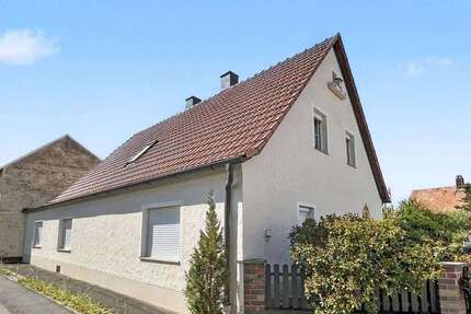 Haus Freihung - 7 Zimmer, 120 m&sup2;, 199.000&euro; | Angebot:27341000
