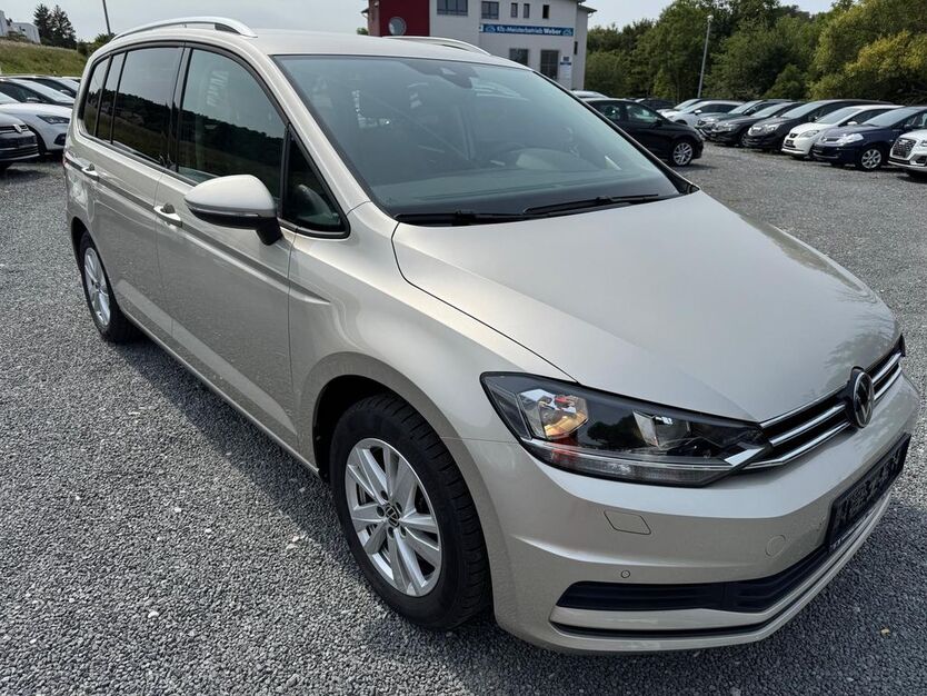 VW Touran 21.800 km 31.879 € Boxberg 97944