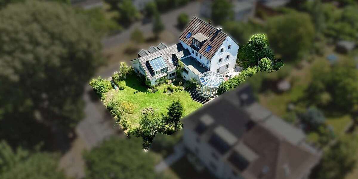 Einfamilienhaus Bochum Bochum-Südwest - 9 Zimmer, 395 m&sup2;, 895.000&euro; | Angebot:27110038