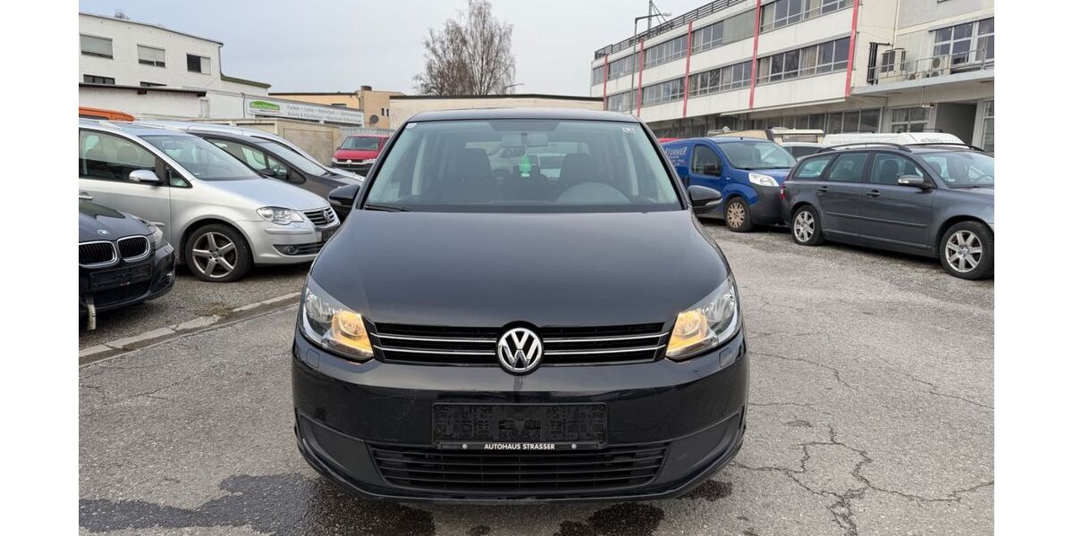 VW Touran 140.000 km 3.450 &euro; Rosenheim 83022