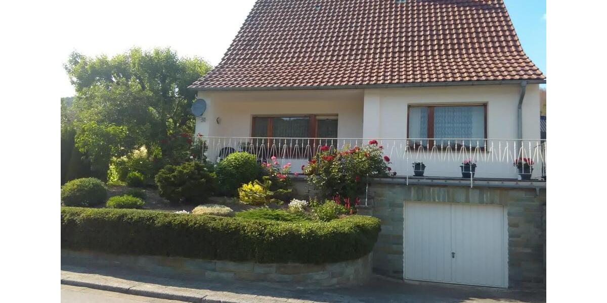 Einfamilienhaus Marsberg - 6 Zimmer, 115 m&sup2;, 160.000&euro; | Angebot:25408059