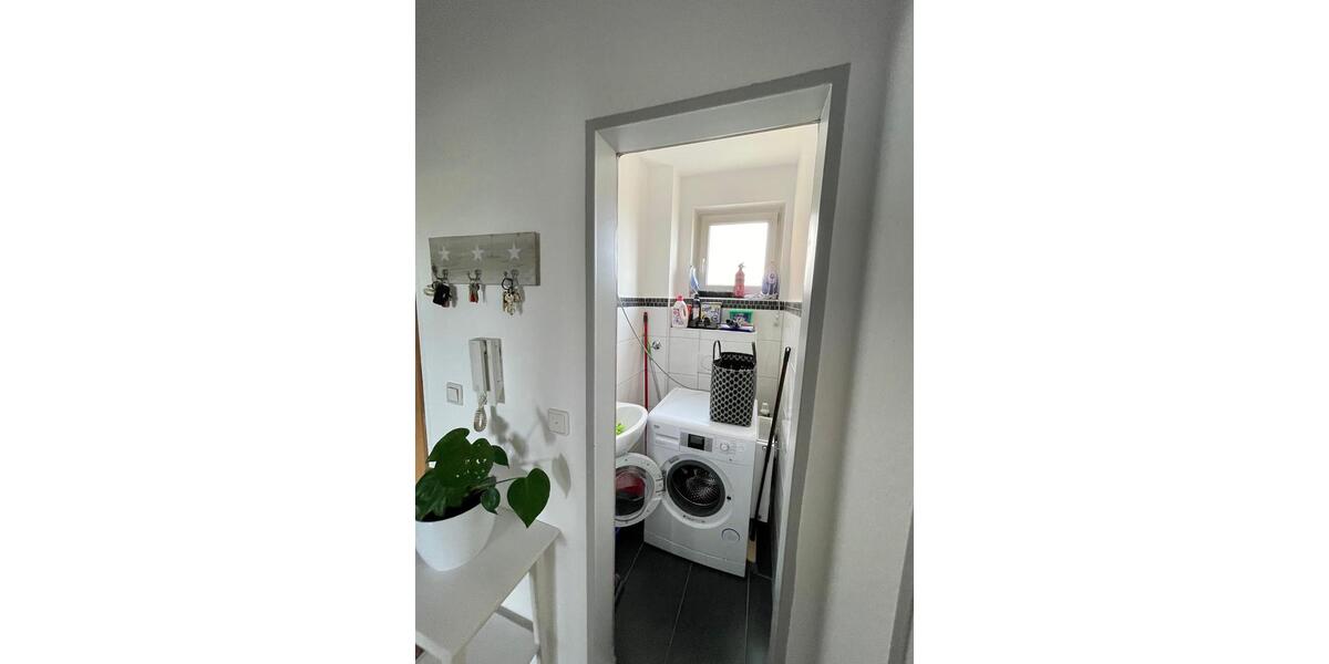 Hochparterre Würzburg Dürrbachau - 4 Zimmer, 88 m&sup2;, 310.000&euro; | Angebot:24564708