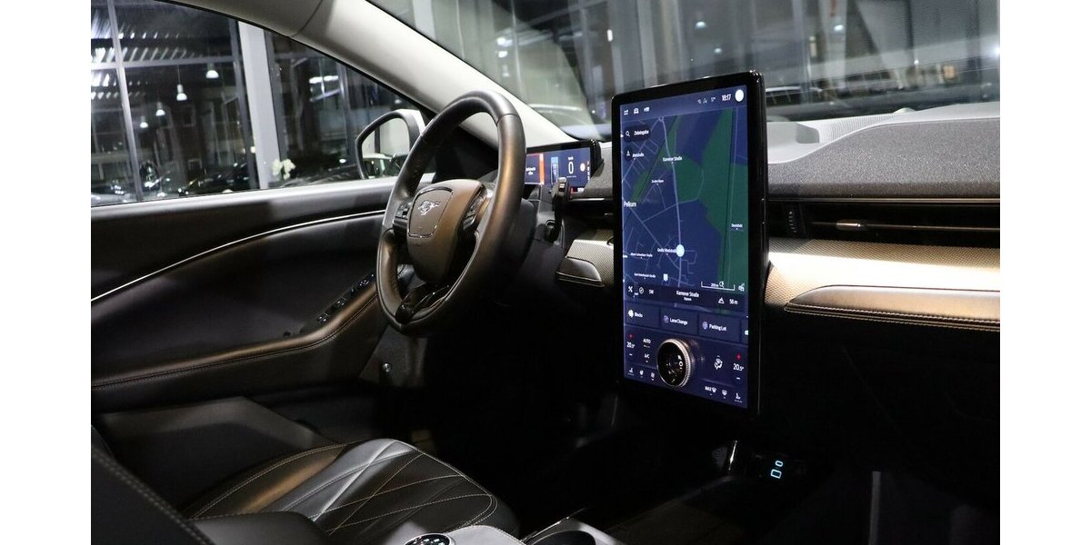 Ford Mustang Mach-E VIRTUAL+360°+NAVI+ / AHK 50.000 km 25.888 &euro; Hamm 59077