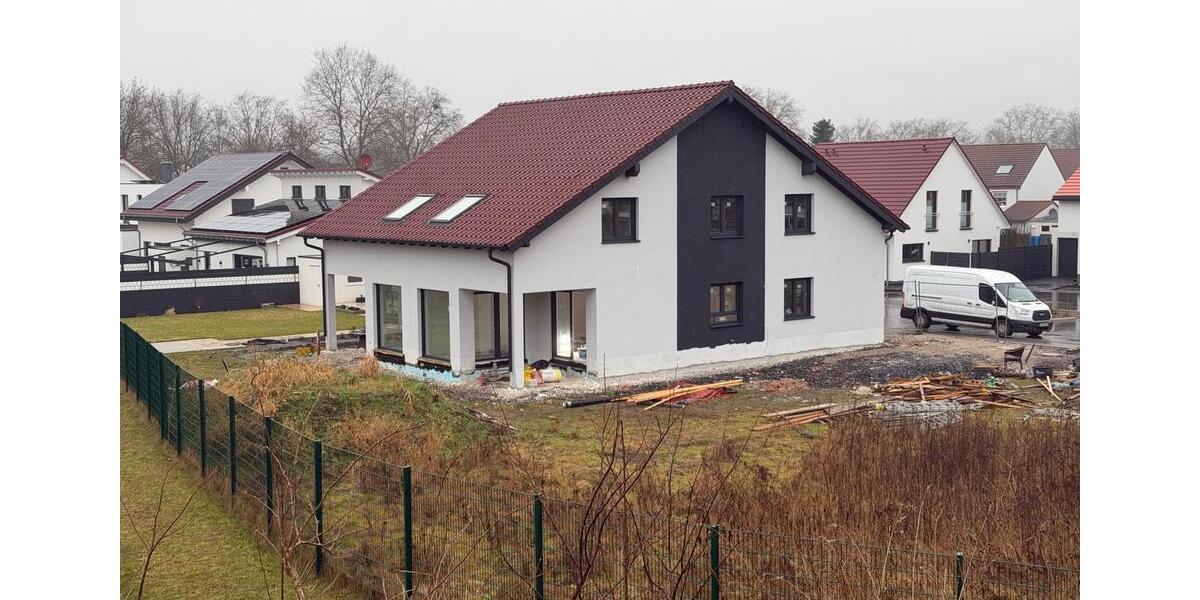 Doppelhaushälfte Lünen - 5 Zimmer, 140 m&sup2;, 1.990&euro; | Angebot:24987610