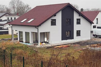 Haus Lünen - 5 Zimmer, 140 m&sup2;, 1.990&euro; | Angebot:24987610