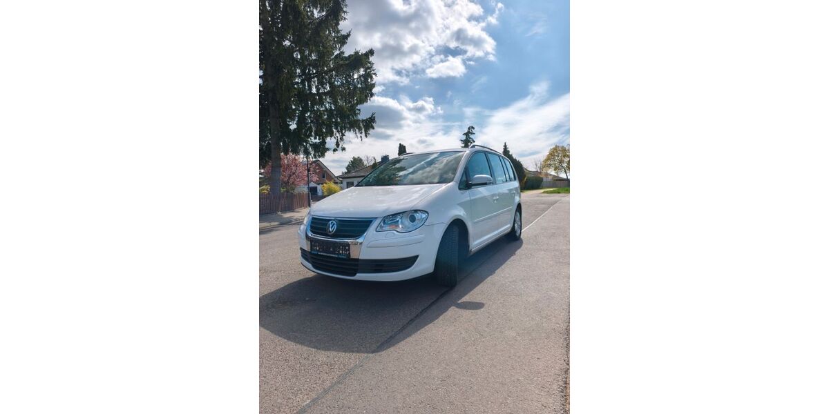 VW Touran 255.131 km 2.900 &euro; Fulda Edelzell 36043