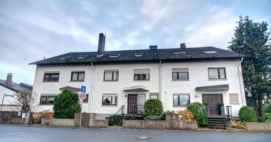 Provisionsfrei* **Sofort bezugsfähiges geräumiges Reihenmittelhaus in Obertshausen mit Kamin, Sauna und Garage** 6 zimmer