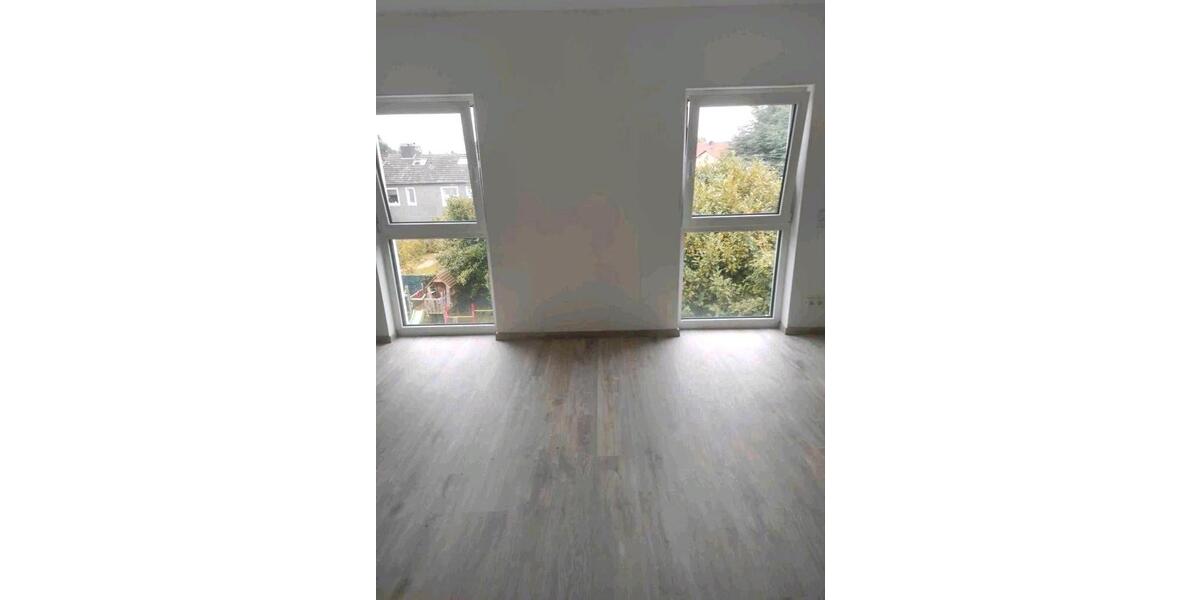 Reihenhaus Grevenbroich - 5 Zimmer, 155 m&sup2;, 2.000&euro; | Angebot:26314337