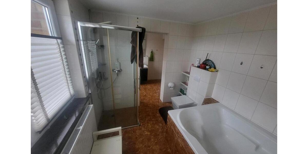 Einfamilienhaus in ruhiger Lage mit großem Grundstück 7 zimmer