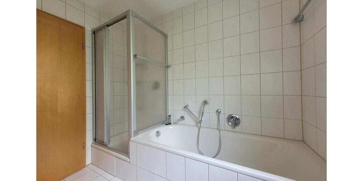 Hochparterre Rödental - 3 Zimmer, 76 m&sup2;, 179.000&euro; | Angebot:26713957