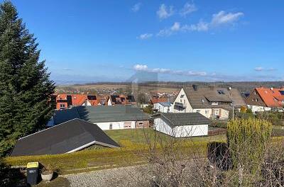 EINZIGARTIG MIT WALDRANDLAGE & PANORAMABLICK