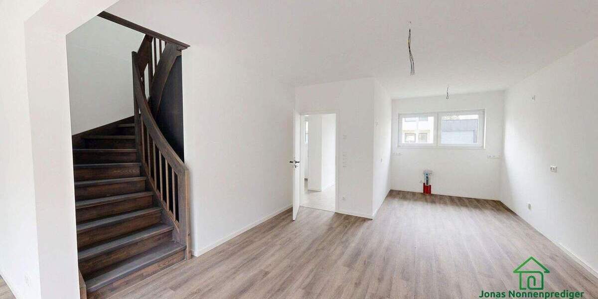 Reihenmittelhaus Schwerin Krebsförden - 6 Zimmer, 144 m&sup2;, 499.000&euro; | Angebot:25475502