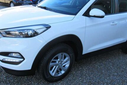 Hyundai TUCSON 62.500 km 15.950 € Gettorf 24214
