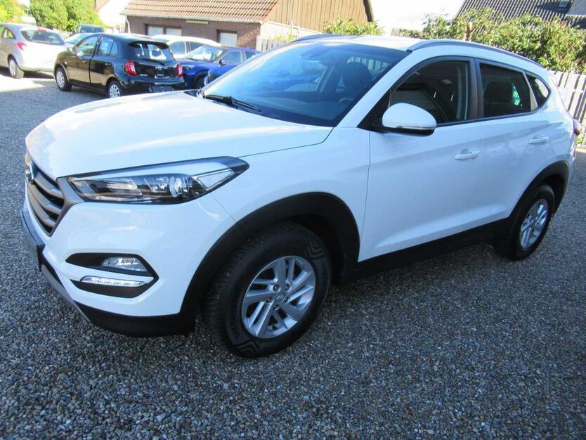Hyundai TUCSON 62.500 km 15.950 € Gettorf 24214