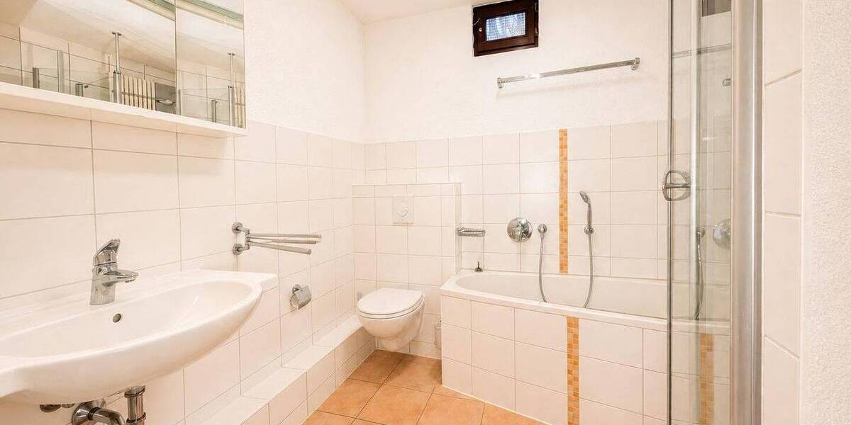 Mehrfamilienhaus, Wohnhaus Halle (Saale) Giebichenstein - 1 Zimmer, 174 m&sup2;, 1.100.000&euro; | Angebot:26616562