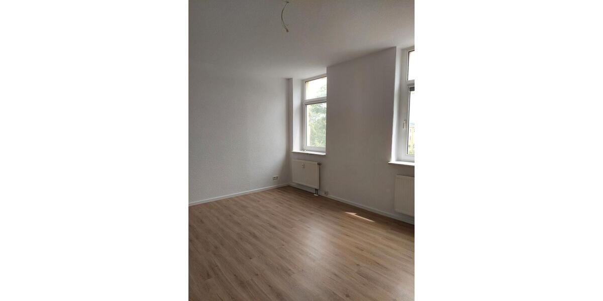 Etagenwohnung Stollberg (Erzgebirge) - 4 Zimmer, 80 m&sup2;, 599&euro; | Angebot:26643850