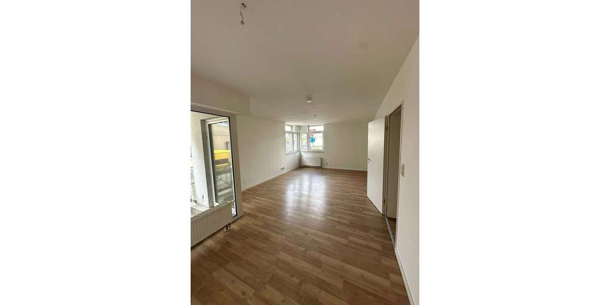 ++Erdgeschosswohnung mit 2 Balkone und Tiefgarage++ 3 zimmer