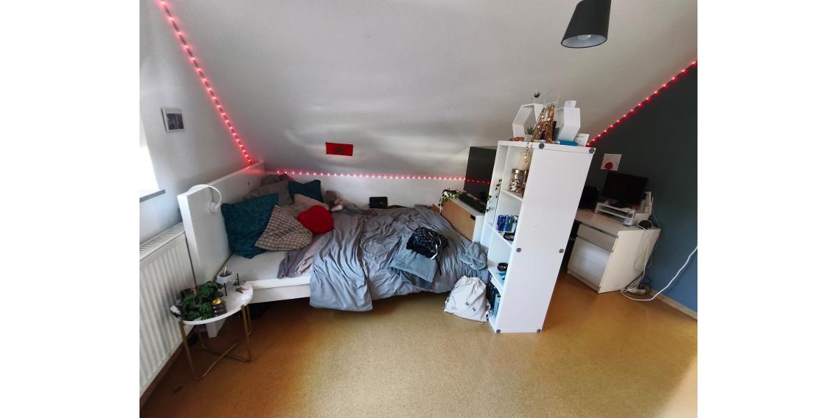 4 Zi. Wohnung in DG Galerie mit Garten (auf Wunsch), Balkon und Garage in Höchstadt OT - Etagenwohnung Höchstadt OT | Angebot:26409507