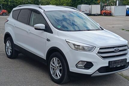 Ford Kuga 115.000 km 8.250 &euro; Kissing 86438