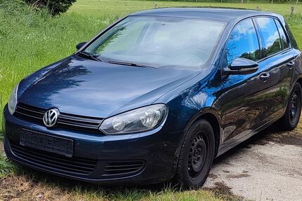 VW Golf 270.000 km 3.890 &euro; Hüttblek 24641