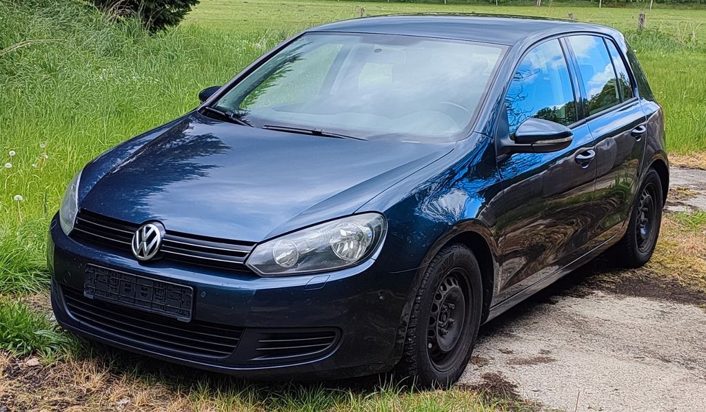 VW Golf 270.000 km 3.890 &euro; Hüttblek 24641