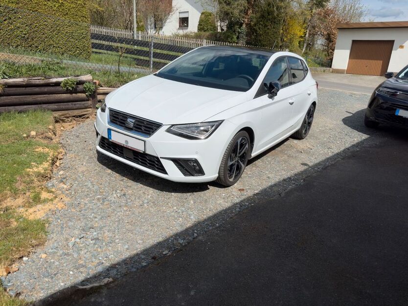 Seat Ibiza 17.000 km 22.000 € Arzberg 95659