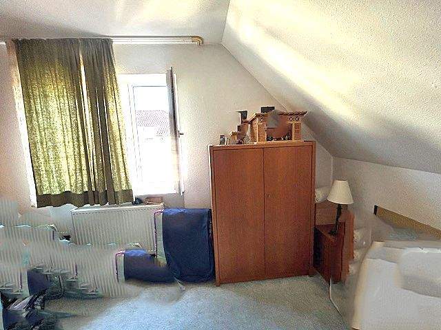 Etagenwohnung Birkenfeld - 4 Zimmer, 110 m&sup2;, 1.100&euro; | Angebot:24277092