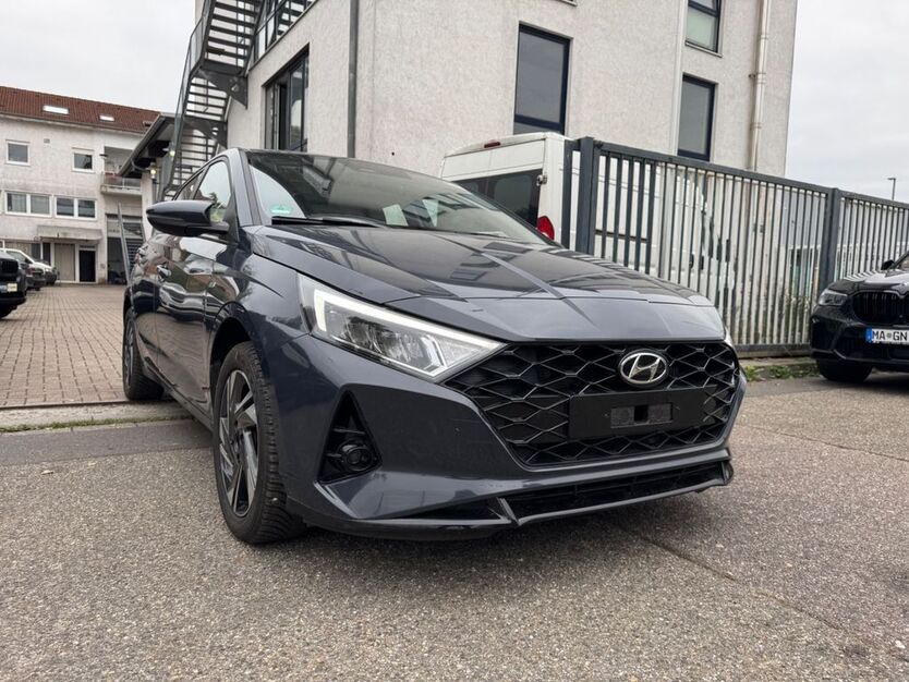 Hyundai i20 26.770 km 16.900 € Hockenheim 68766