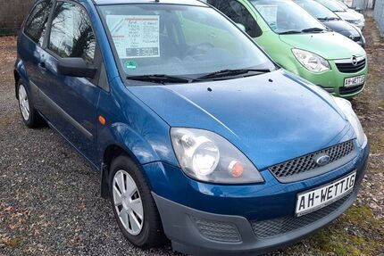 Ford Fiesta 113.275 km 3.000 &euro; Köthen 06366
