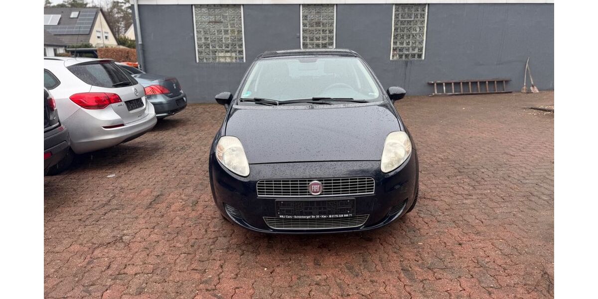 Fiat Grande Punto 154.000 km 2.999 &euro; Trappenkamp 24610