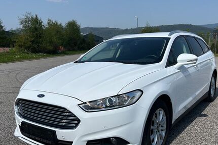 Ford Mondeo 183.326 km 10.300 € Suhl 98529