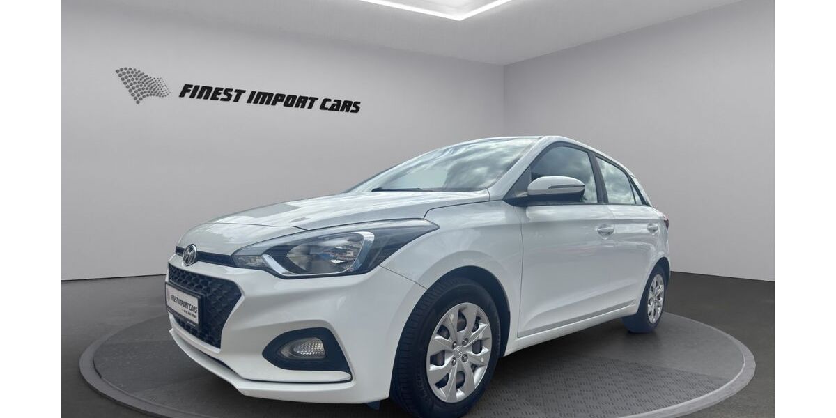 Hyundai i20 97.148 km 8.700 &euro; Völklingen 66333