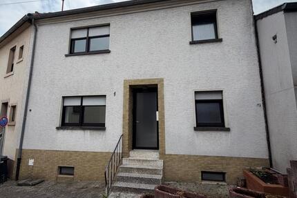 Haus Quierschied - 5 Zimmer, 184 m&sup2;, 149.000&euro; | Angebot:26982790