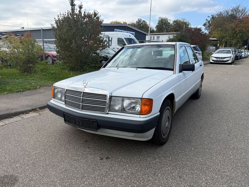Mercedes-Benz 190 244.000 km 2.999 € lahr 77933