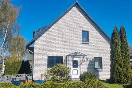 Haus Bentwisch - 4 Zimmer, 140 m&sup2;, 500.000&euro; | Angebot:26279390