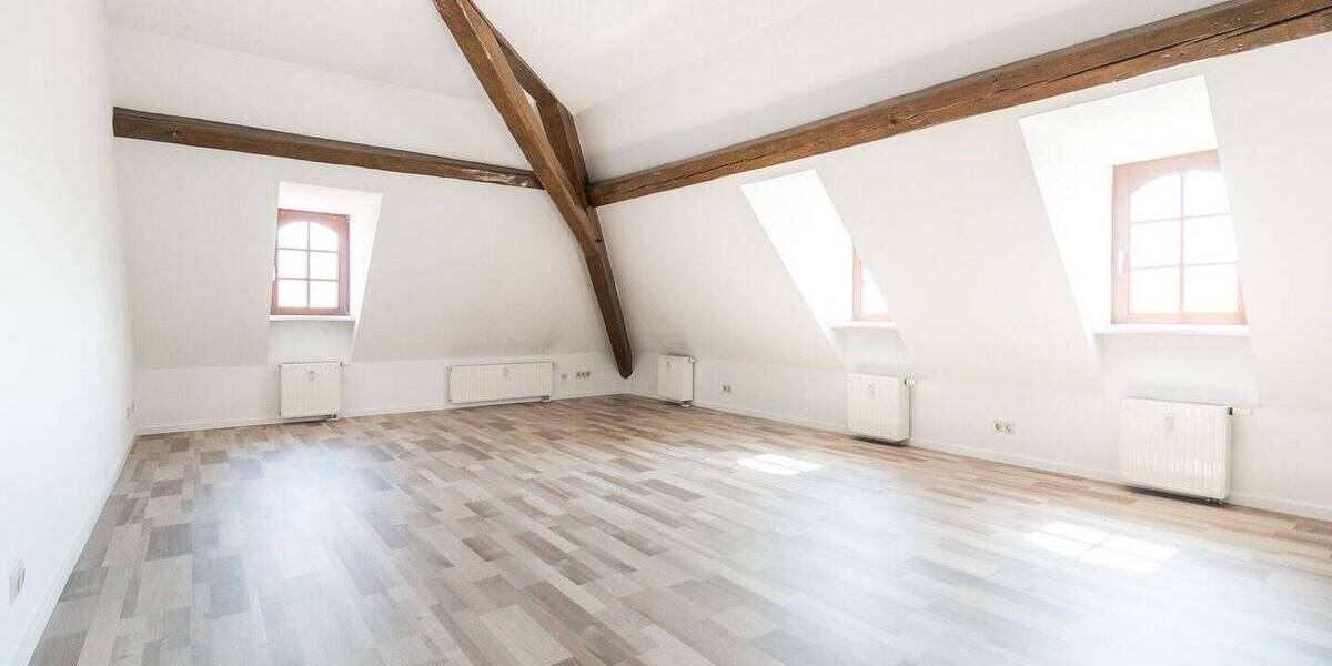 Zimmer Löbau Altlöbau - 3 Zimmer, 84 m&sup2;, 504&euro; | Angebot:26319647