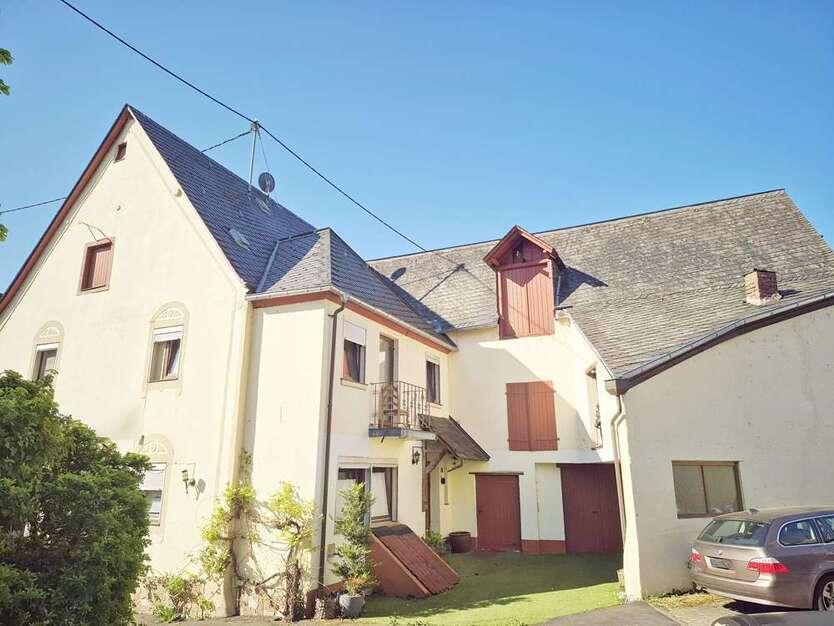 Haus zum Kaufen in Kröv 195.000 € 160 m²