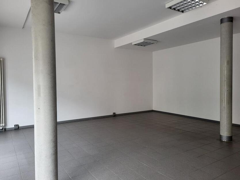 Attraktive Gewerbemieteinheit in Neustrelitz, Strelitzer Straße zimmer