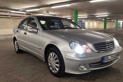 Mercedes C 200