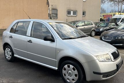 Skoda Fabia 122.000 km 2.300 &euro; Frankfurt am Main 65933
