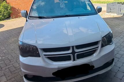 Dodge Grand Caravan 151.000 km 10.000 &euro; Nienstädt 31688