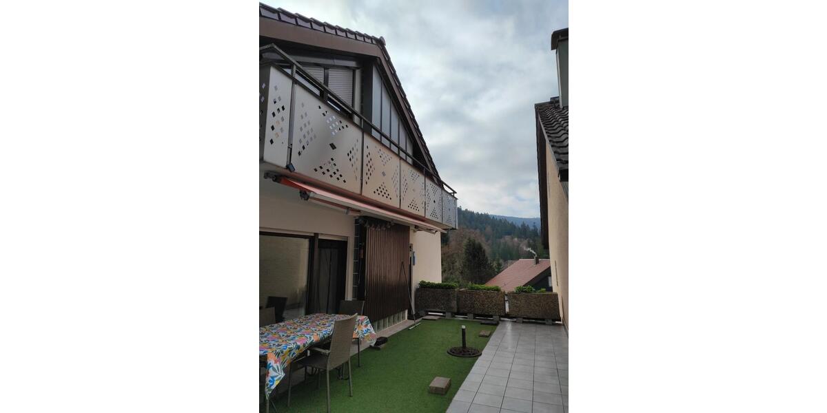 Einfamilienhaus Bad Wildbad - 8 Zimmer, 153 m&sup2;, 398.000&euro; | Angebot:26283390
