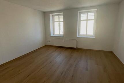 Wohnung Staßfurt - 2 Zimmer, 45 m&sup2;, 4&euro; | Angebot:26398076
