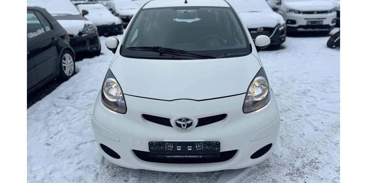 Toyota Aygo (X) 214.421 km 2.500 &euro; Nürnberg 90425