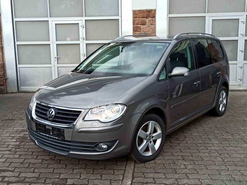 VW Touran 244.000 km 4.290 € Cölbe-Bernsdorf 35091